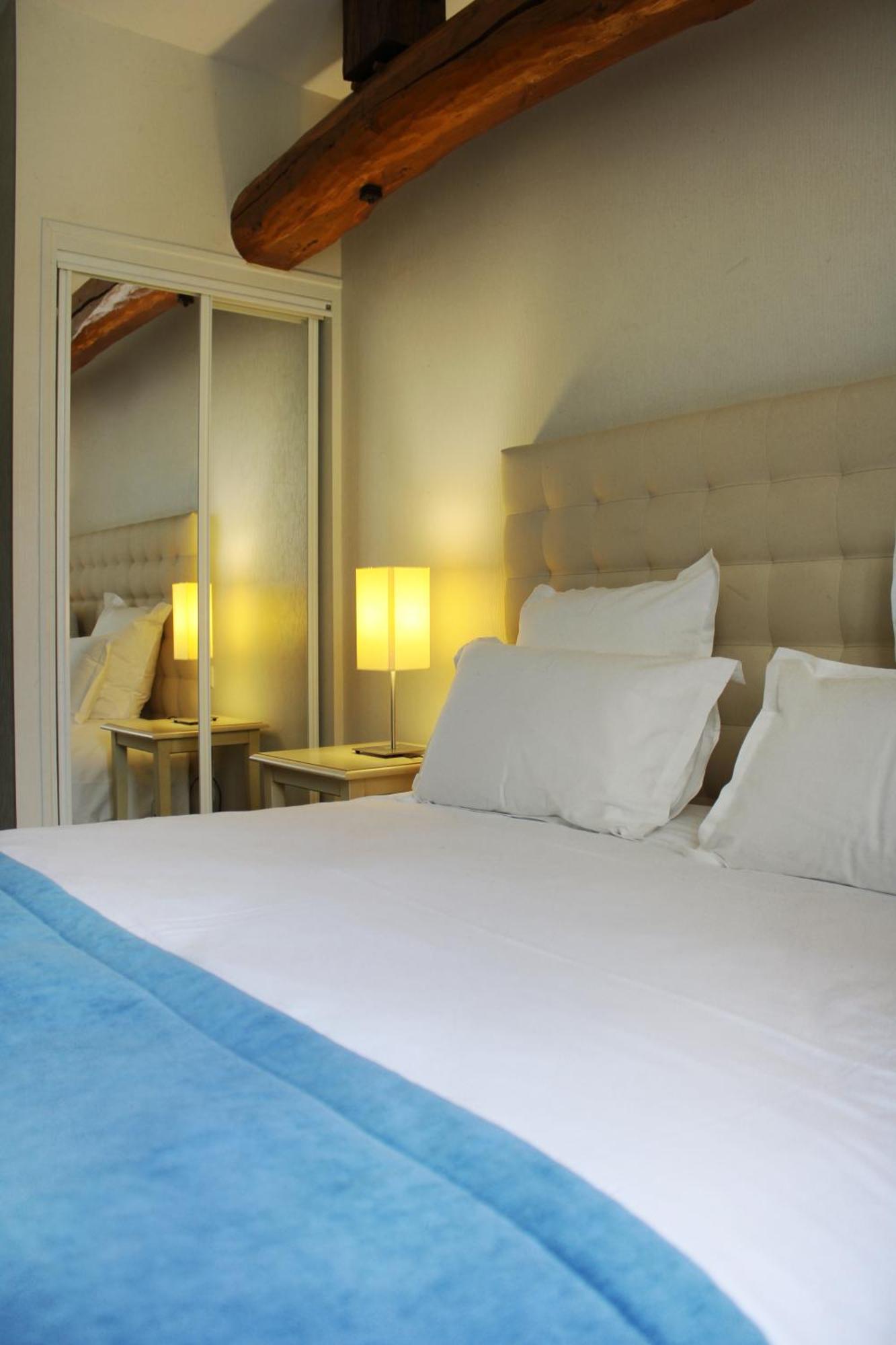 Auberge Du Lac, Sure Hotel Collection By Best Western Mesnil-Saint-Pere Luaran gambar