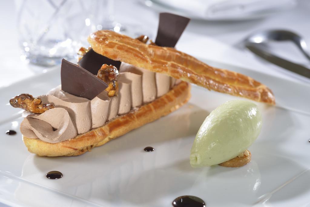 Auberge Du Lac, Sure Hotel Collection By Best Western Mesnil-Saint-Pere Luaran gambar